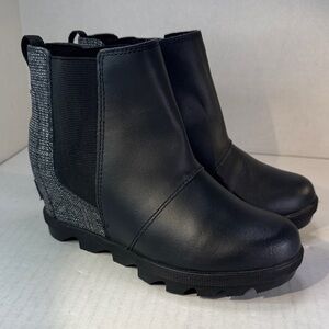 SOREL Joan of Arctic Wedge II Chelsea Boots NY1945-011 Kids Girls Youth sz 1